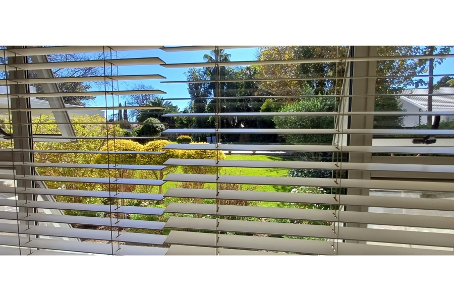 5 Bedroom Property for Sale in Jim Fouchepark Free State